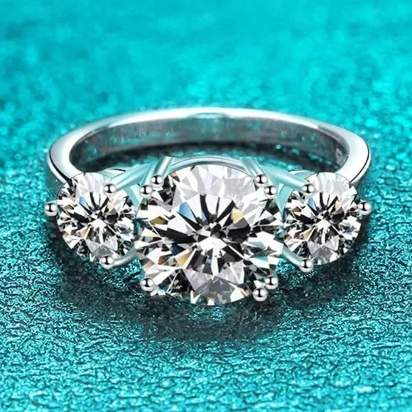 Certified 4ct. t.w. Moissanite Diamond 3 Stone Wedding Engagement Ring NEW
